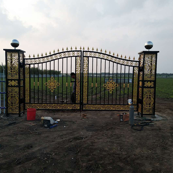 鐵藝大門(mén)