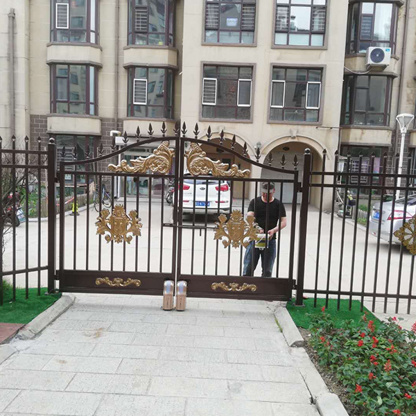 鐵藝大門(mén)